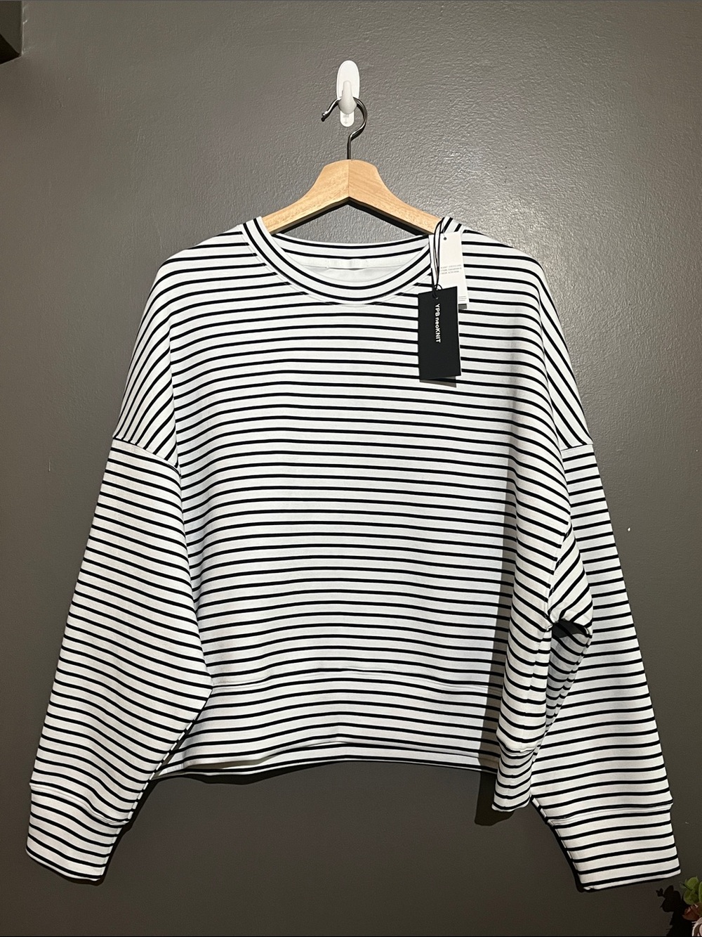 Abercrombie & Fitch YPB NeoKNIT Crew Sweatshirt NWT - Picture 3 of 11